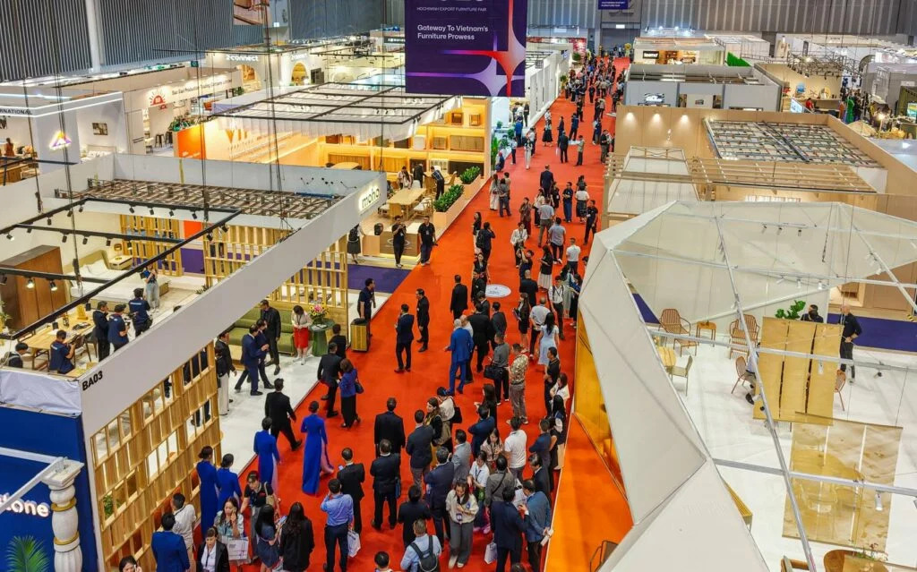 VIBE 2026 do Hội Mỹ nghệ và Chế biến gỗ TP. Hồ Chí Minh (HAWA) phối hợp cùng Hiệp hội Xây dựng và Vật liệu Xây dựng TP. Hồ Chí Minh (SACA) tổ chức